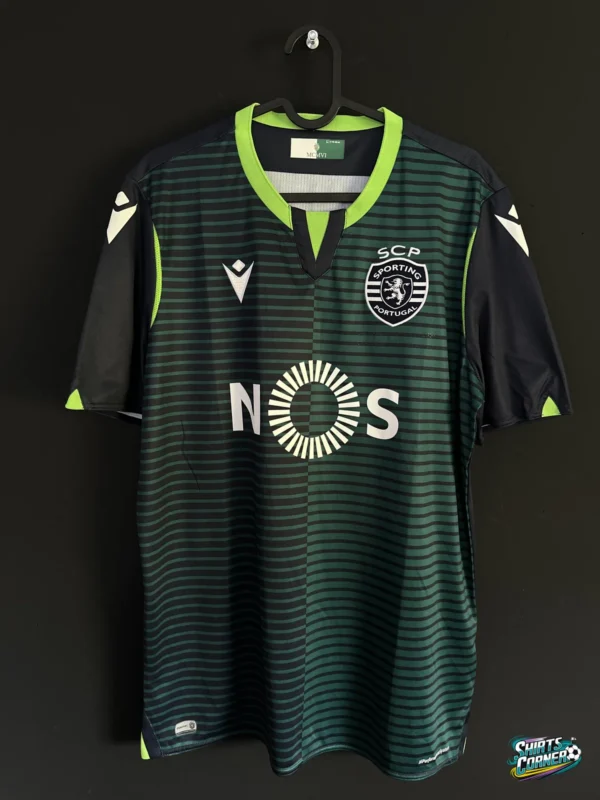 Koszulka Sporting Lizbona 2019/20 wyjazdowa Macron, przód